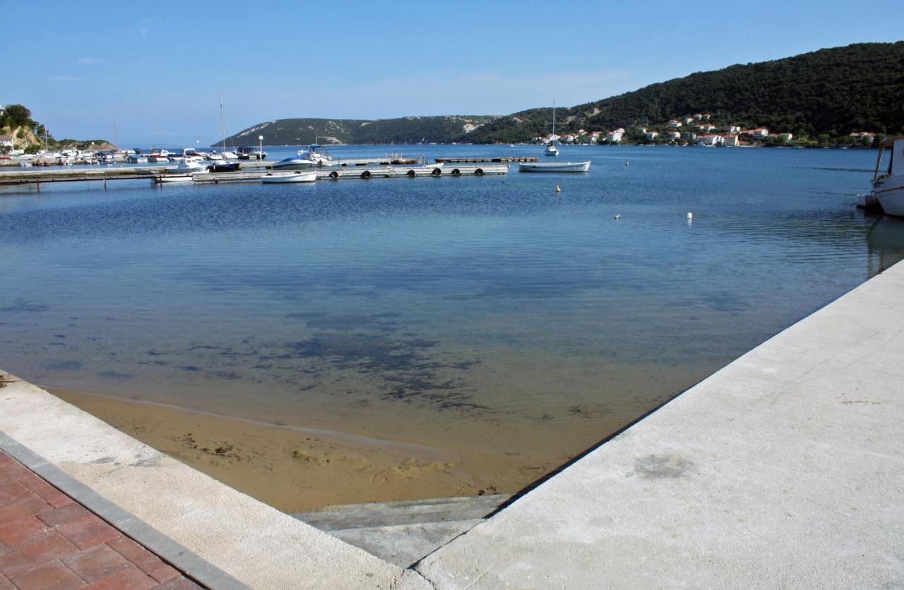 Apartments With A Parking Space Supetarska Draga - Donja, Rab - 11237 Экстерьер фото